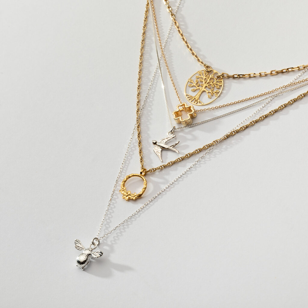 jewelry maker workshop