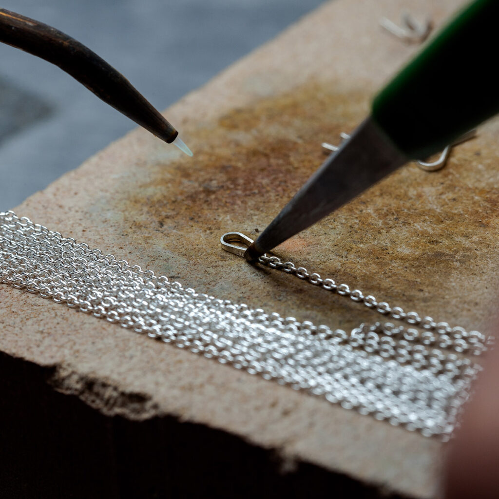making jewellery course