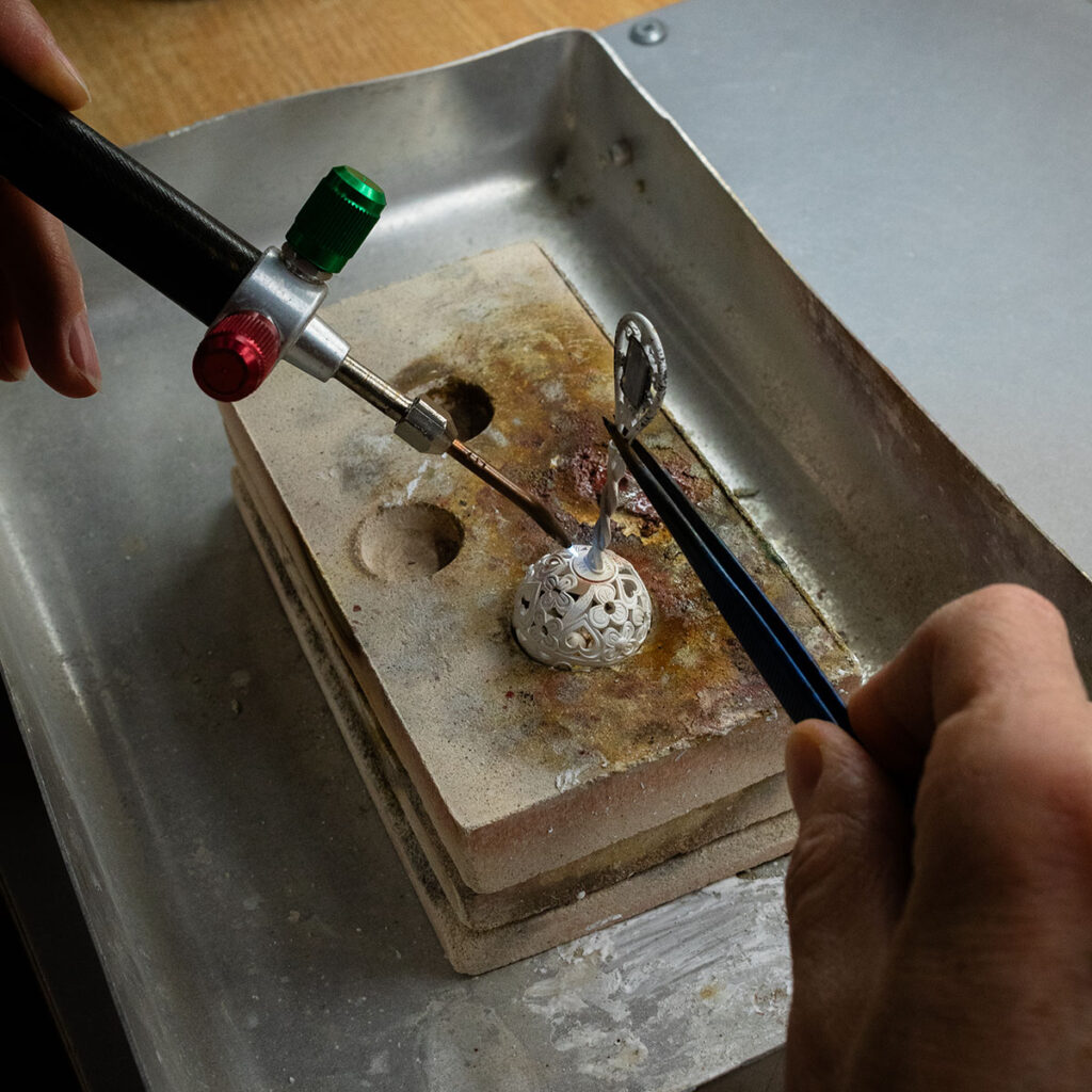 dry solder joint
